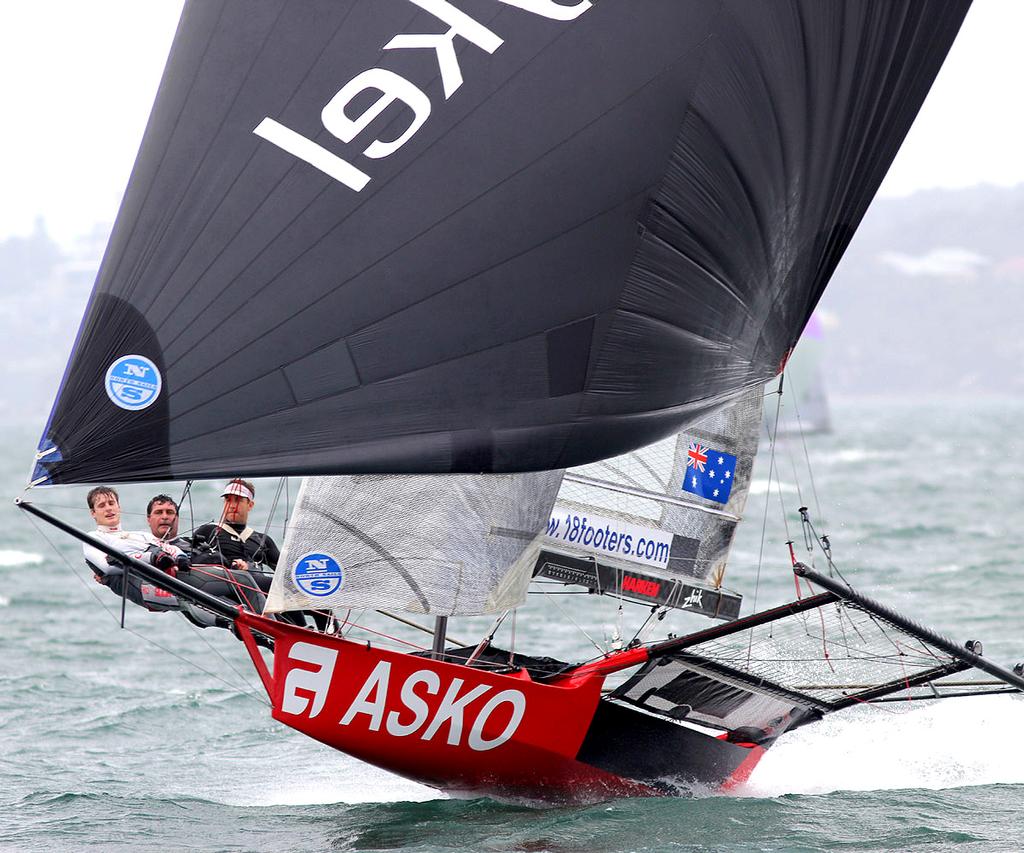 Asko Appliances held the early lead - 18ft Skiffs - NSW State Title - Race 1, October 30, 2016  © Frank Quealey /Australian 18 Footers League http://www.18footers.com.au